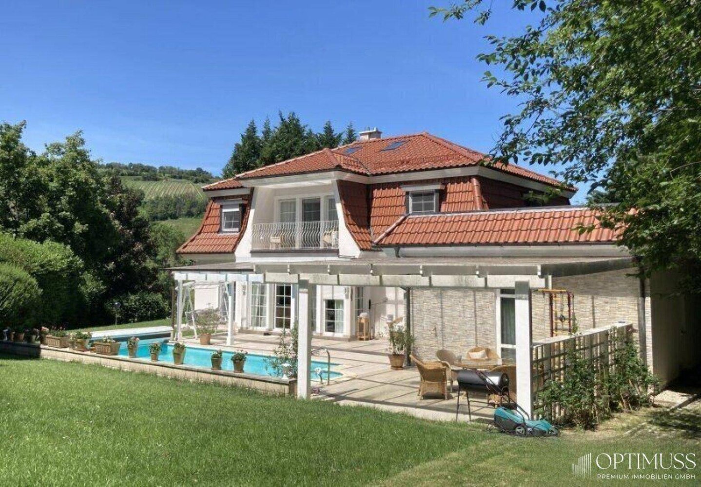 6 rooms Villa in Klosterneuburg, Austria No. 107483