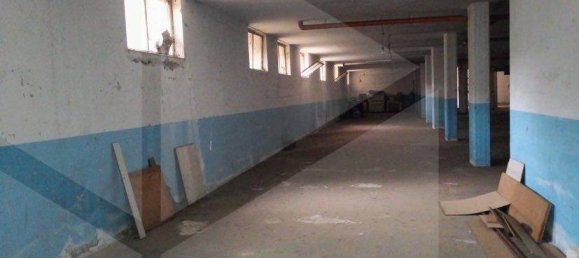 Almacén de 5 habitaciónes en San Severo, Italy No. 28073 11