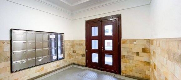 3 rooms Office in Bremen, Germany No. 88166 8