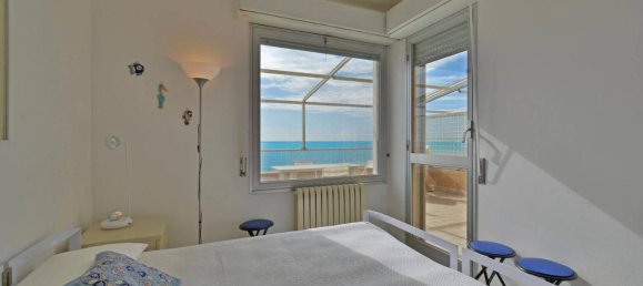 Apartamento de 2 habitaciónes en Ospedaletti, Italy No. 37579 17