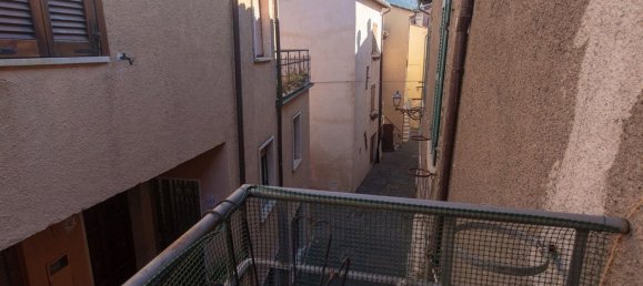 7 rooms House in Alviano, Italy No. 131721 10