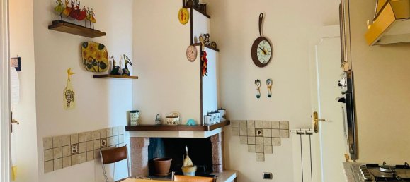 7 rooms House in Alviano, Italy No. 131721 11