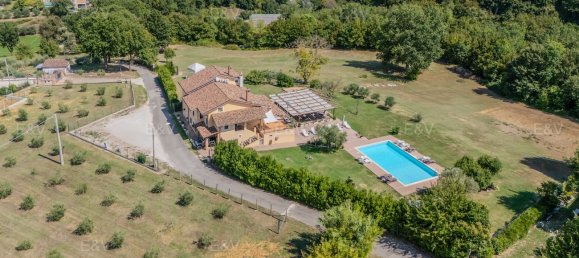 8 bedrooms Villa in Acquasparta, Italy No. 379249 15