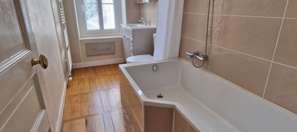 Villa de 3 dormitorios en Blois, France No. 94607 13