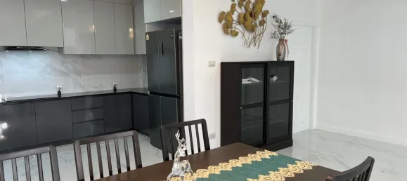 Casa de 5 dormitorios en Pattaya, Thailand No. 71790 10