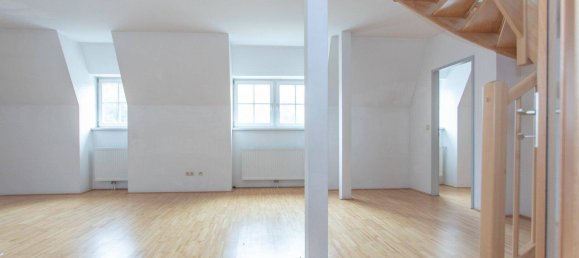 Дуплекс с 3 комнатами в Грестен, Австрия № 130674 3