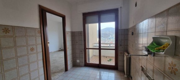 6 rooms Apartment in Busalla, Italy No. 39500 9