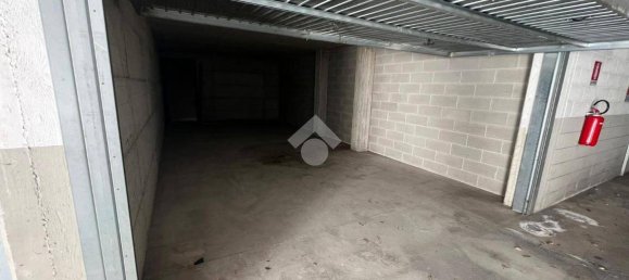  مرآب في Caravaggio, Italy 42متر مربع رقم 348613 14