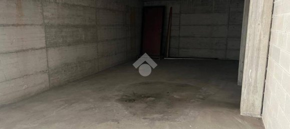  مرآب في Caravaggio, Italy 42متر مربع رقم 348613 15