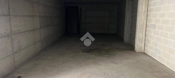  مرآب في Caravaggio, Italy 42متر مربع رقم 348613 2