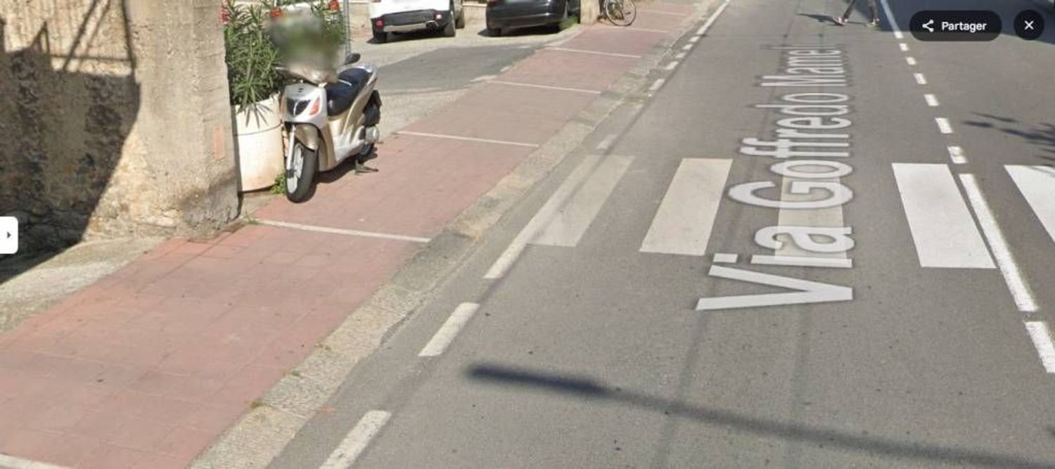 1000m² Warehouse in Taggia, Italy No. 336232