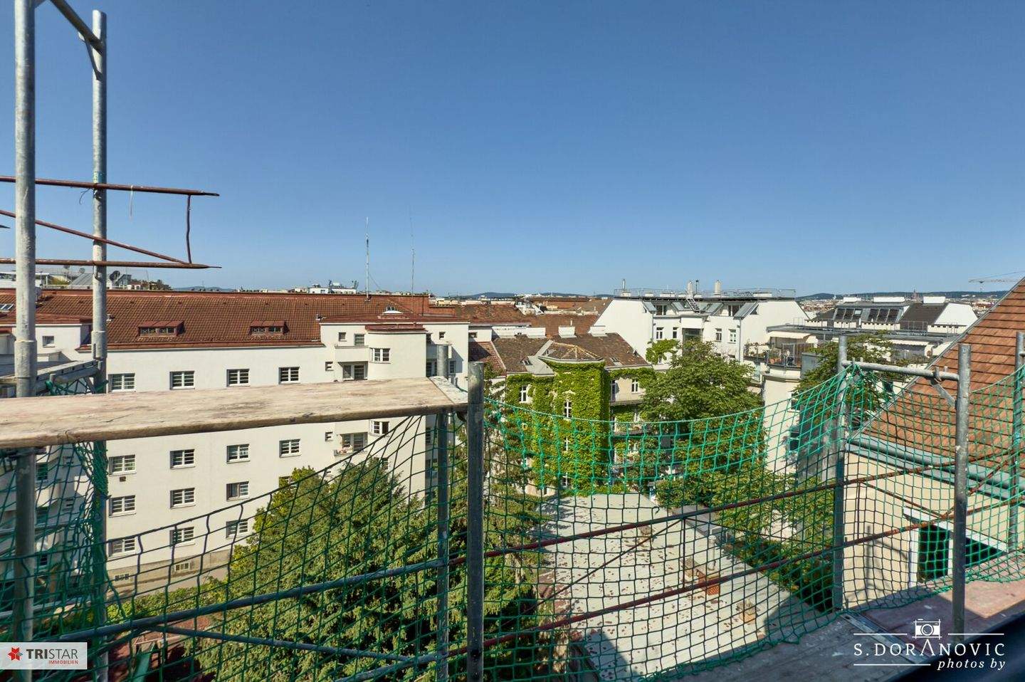 4 rooms Apartment in Margareten, Austria No. 132148