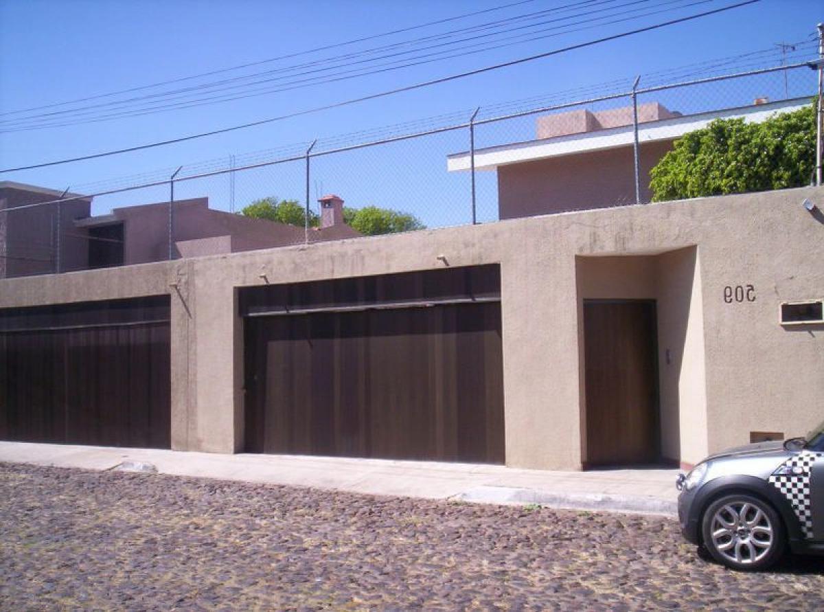 3 bedrooms House in Queretaro, Mexico No. 184416