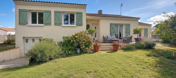 Дом с 6 спальнями в Суллян, Франция № 343137 2