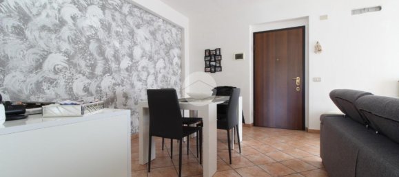 4 rooms Apartment in Montalto Uffugo, Italy No. 24432 5