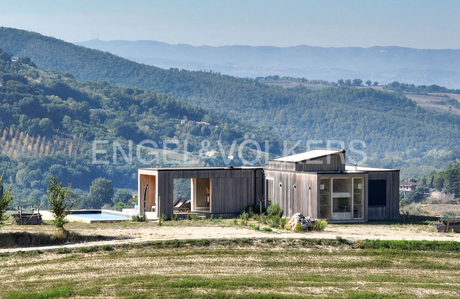 3 Schlafzimmer Haus in Gualdo Cattaneo, Italy, Nr. 129246