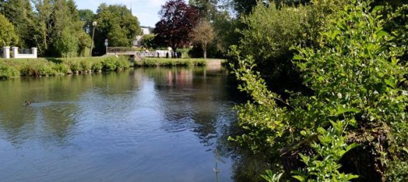 Apartamento de 5 habitaciónes en Brionne, France No. 353365 2
