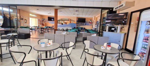 Gewerbliche Immobilie in Pesaro, Italy 540m², Nr. 326174 21