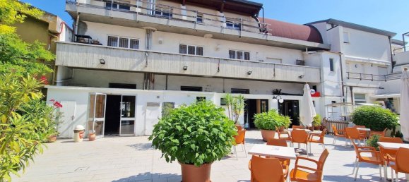 Gewerbliche Immobilie in Pesaro, Italy 540m², Nr. 326174 12