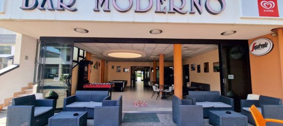 Gewerbliche Immobilie in Pesaro, Italy 540m², Nr. 326174 24