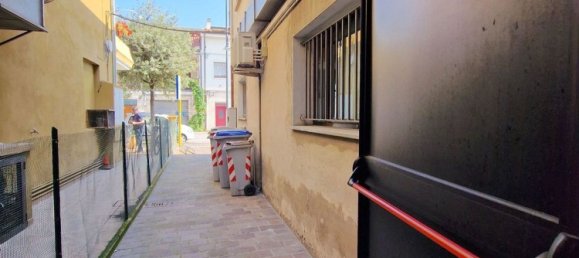 Gewerbliche Immobilie in Pesaro, Italy 540m², Nr. 326174 7