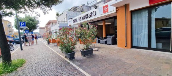 Gewerbliche Immobilie in Pesaro, Italy 540m², Nr. 326174 4