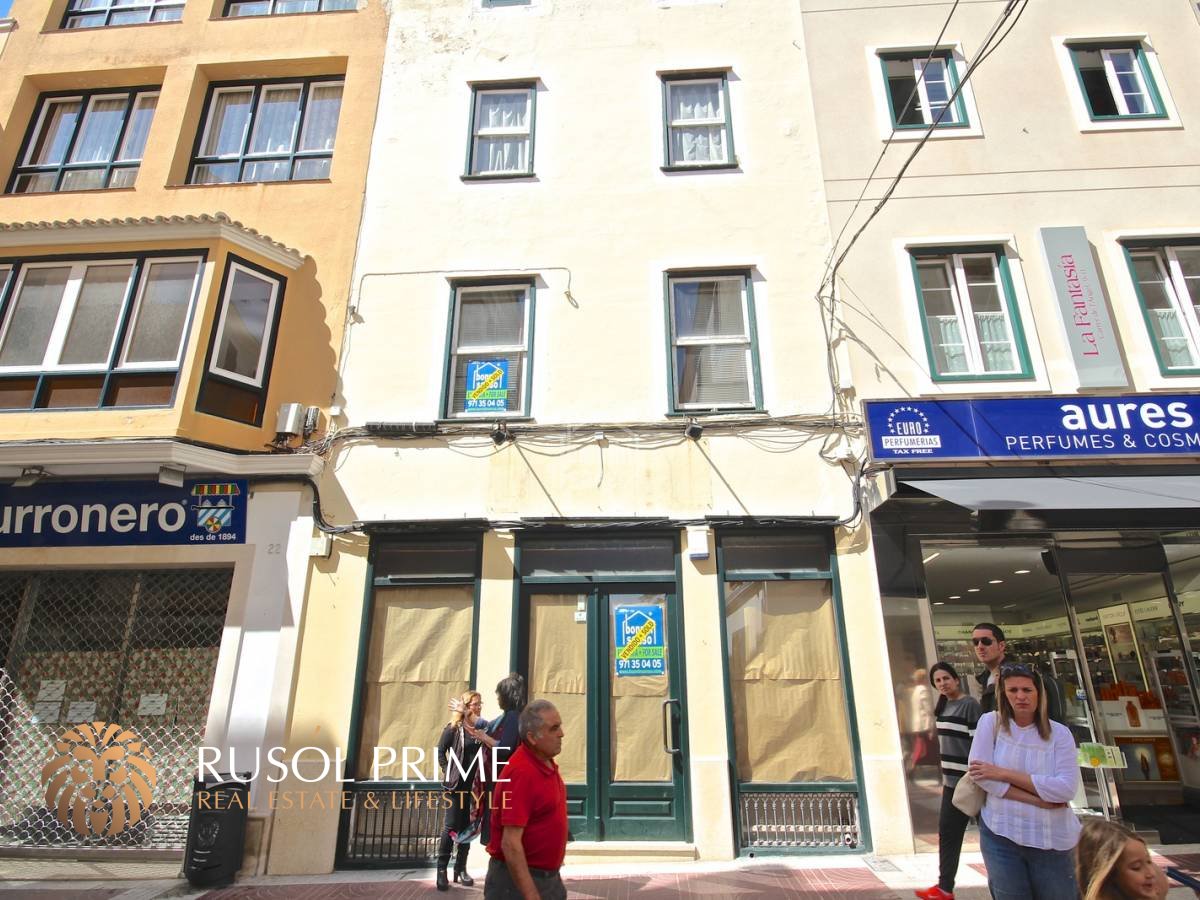 420m² Commercial property in Mahon, Spain No. 5174