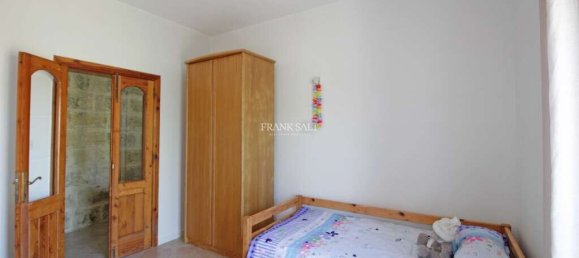 2 غرف نوم طابقين في Qrendi, Malta رقم 6612 17