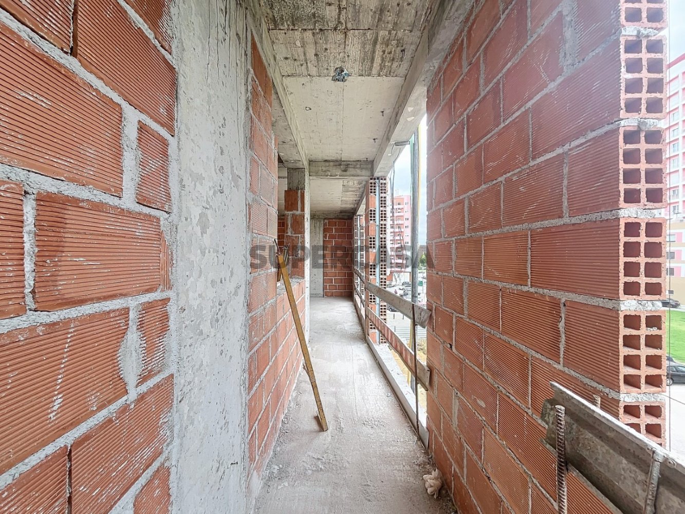 3 bedrooms Apartment in Corroios, Portugal No. 159532