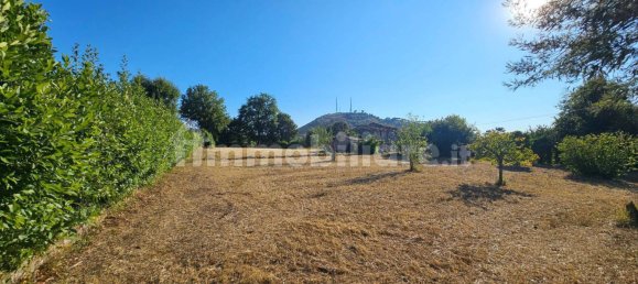 Terrain à Sezze, Italy 8500m² No. 262885 10