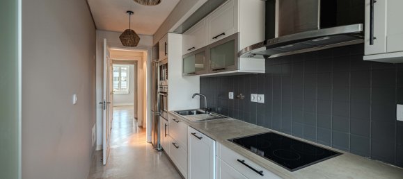 2 bedrooms Apartment in Lisbon, Portugal No. 121403 14