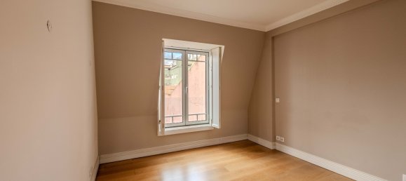 2 bedrooms Apartment in Lisbon, Portugal No. 121403 10