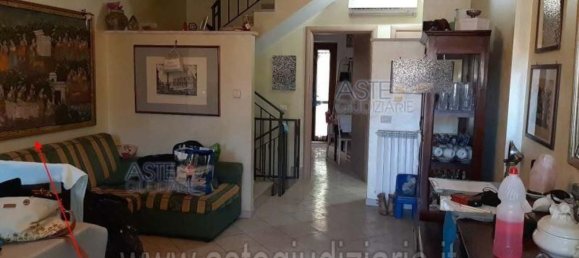 4 rooms Apartment in Rome, Italy No. 200397 4