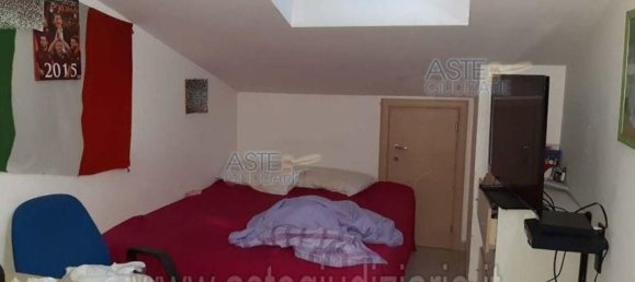 4 rooms Apartment in Rome, Italy No. 200397 17