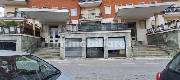 2 rooms Commercial property in Chieri, Italy No. 350244 2