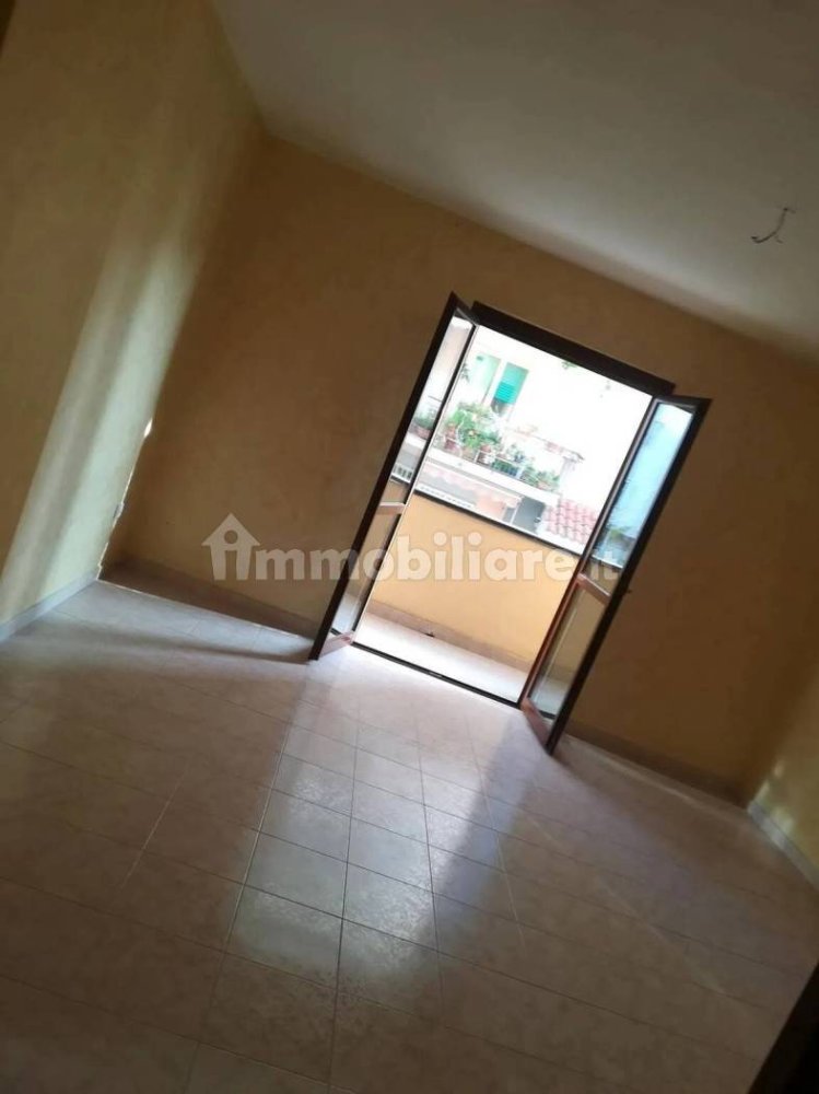 3 bedrooms Apartment in Caserta, Italy No. 317803