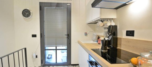 2 rooms Apartment in Milan, Italy No. 242192 2