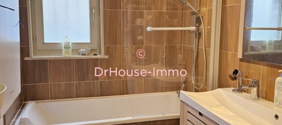 3 bedrooms Villa in Bruille-Saint-Amand, France No. 50884 11