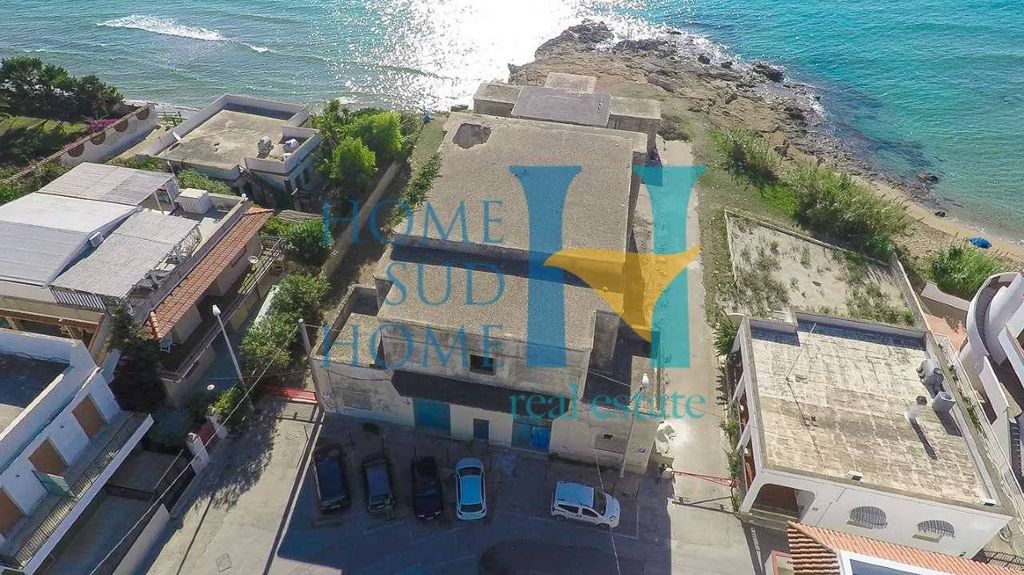 5-salle Hôtel à Noto, Italy No. 168251