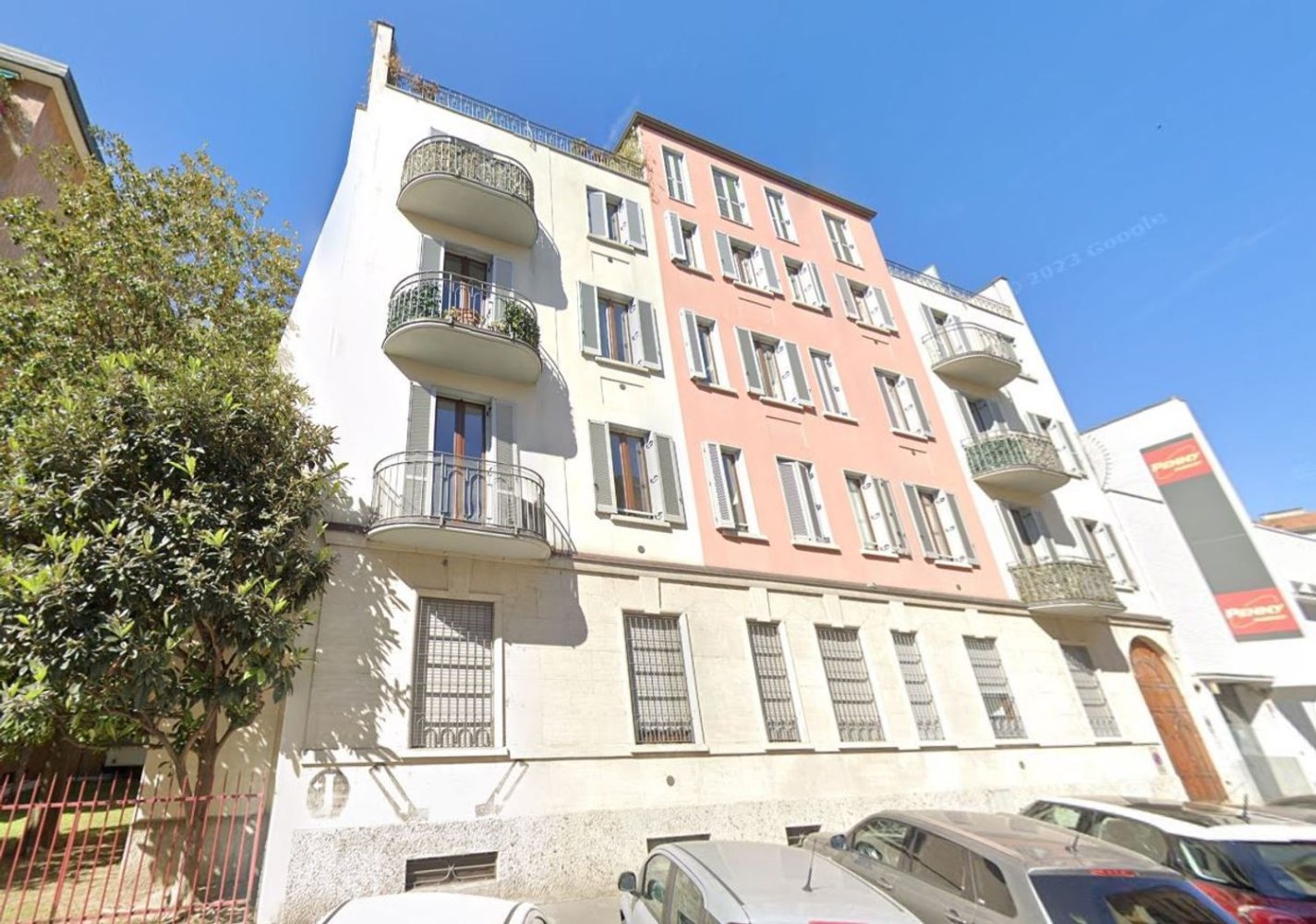 2 rooms Apartment in Milan, Italy No. 250180