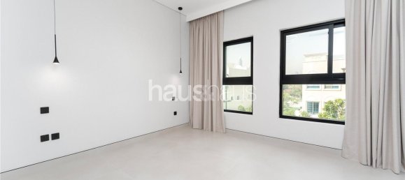 3 bedrooms Villa in Jumeirah Village Triangle, UAE No. 98740 14