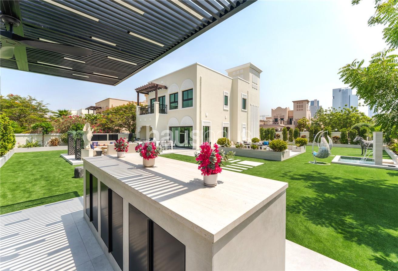 3 bedrooms Villa in Jumeirah Village Triangle, UAE No. 98740