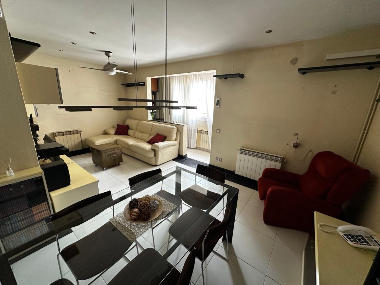 Квартира с 4 спальнями в Сантс-Монтжуик, Испания № 159793