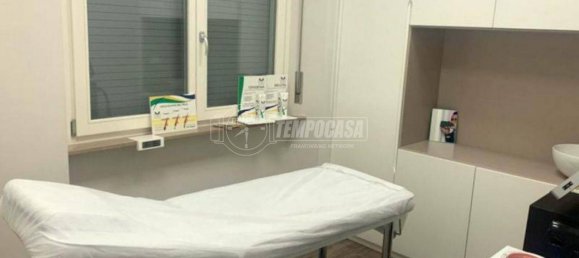 3 rooms Commercial property in Macerata, Italy No. 65550 17