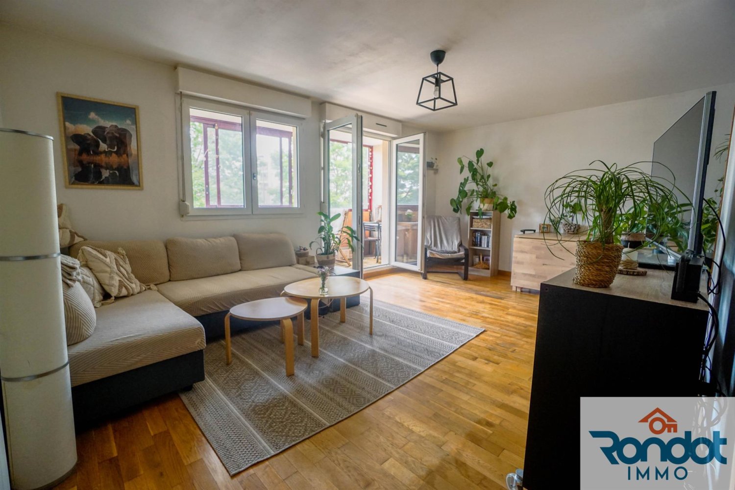 Квартира с 2 спальнями в Дижон, Франция № 303199