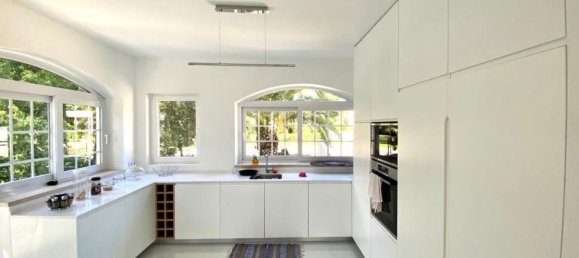 4 bedrooms House in Almada, Portugal No. 144696 9