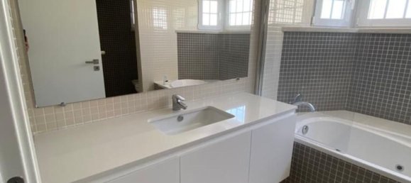 4 bedrooms House in Almada, Portugal No. 144696 13