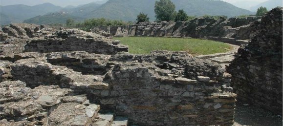 4 Schlafzimmer Wohnung in Luni, Italy, Nr. 343291 8