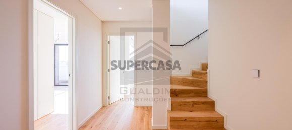 2 chambres Duplex à Aveiro, Portugal No. 152489 8