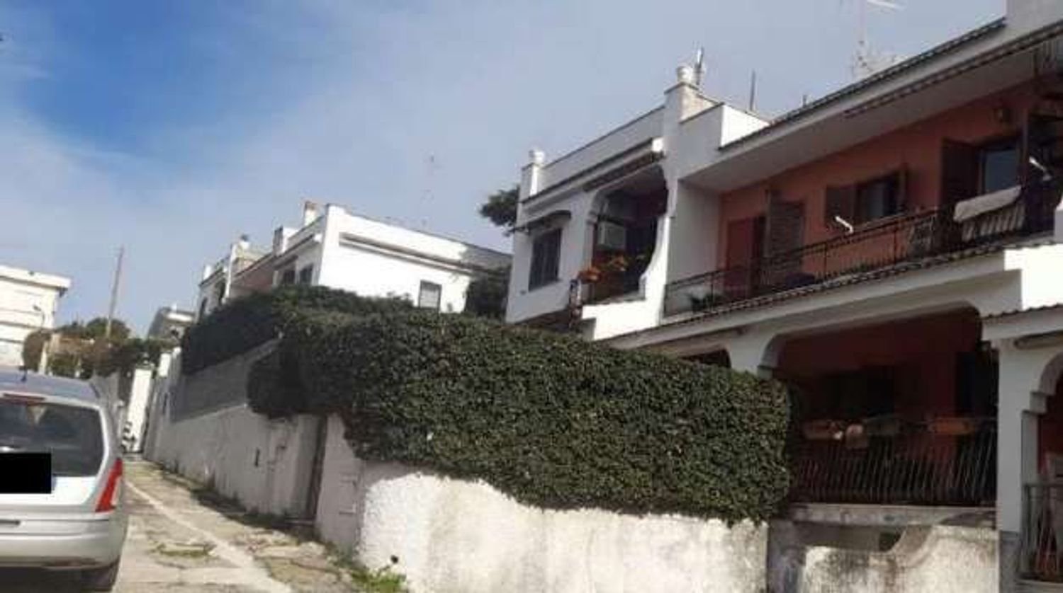 Apartamento de 7 habitaciónes en Anzio, Italy No. 195768